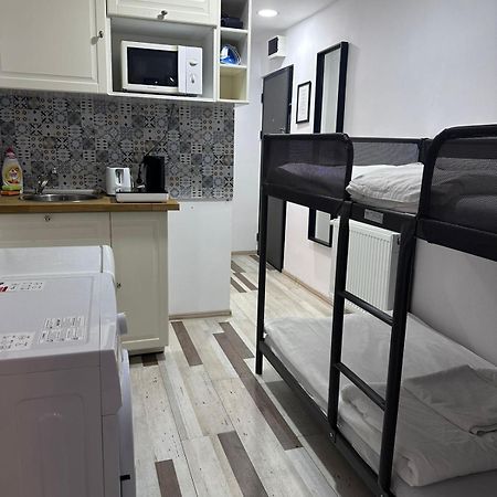 Heights Accommodation City Center Bucarest Esterno foto